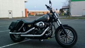 Sacoche Myleatherbikes Harley Dyna Street Bob_127